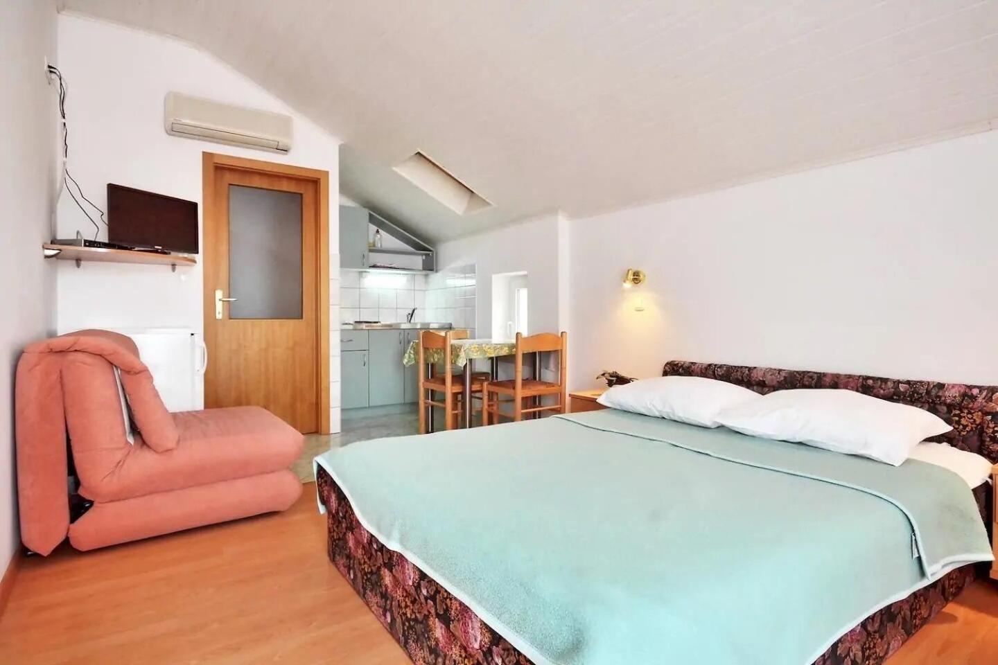 Apartment Toma 오미스 외부 사진