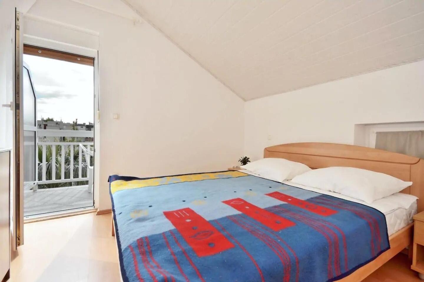 Apartment Toma 오미스 외부 사진
